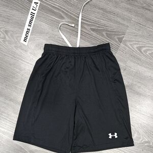 Under Armour Men's Black Shorts Size Small